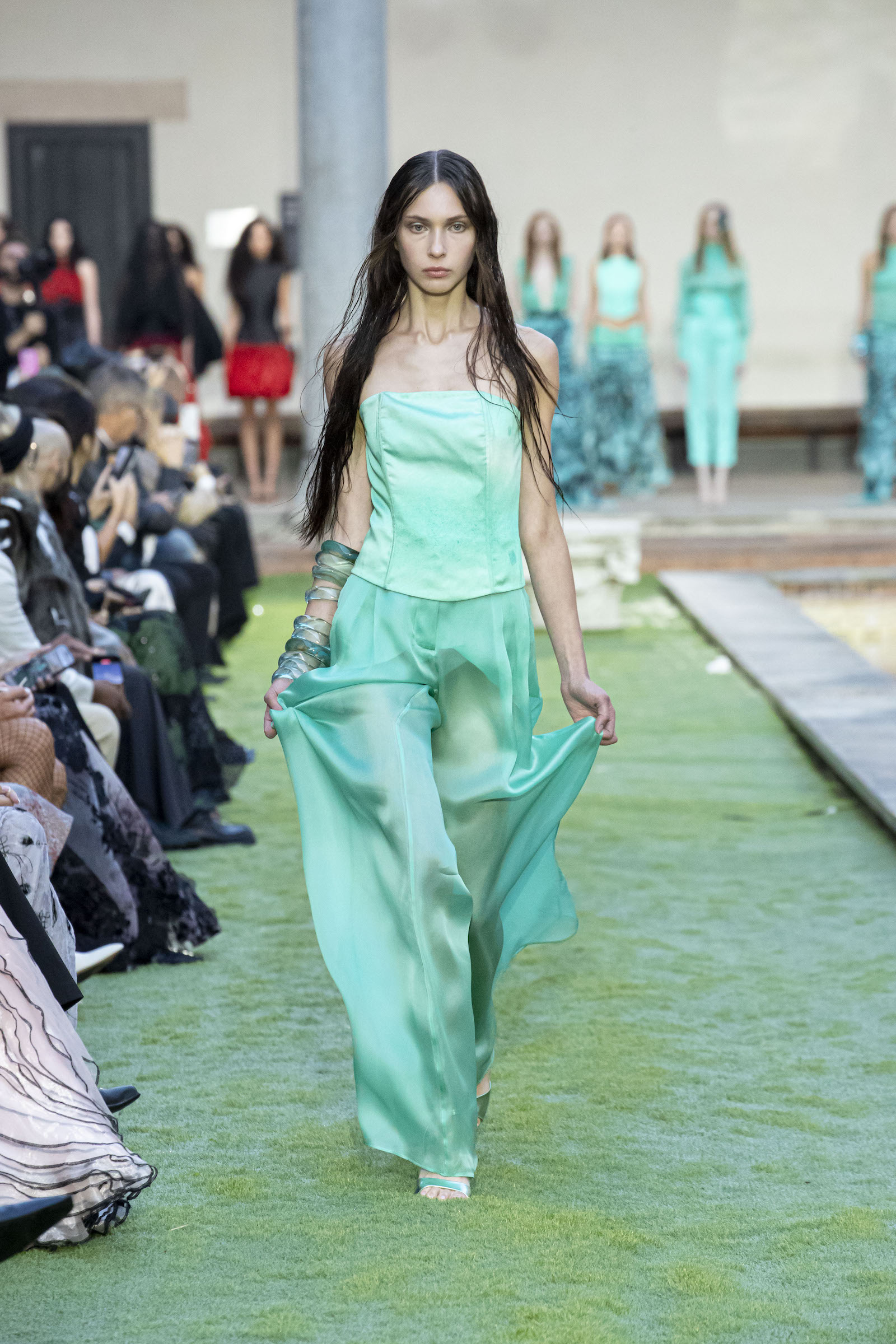 Maktub Runway