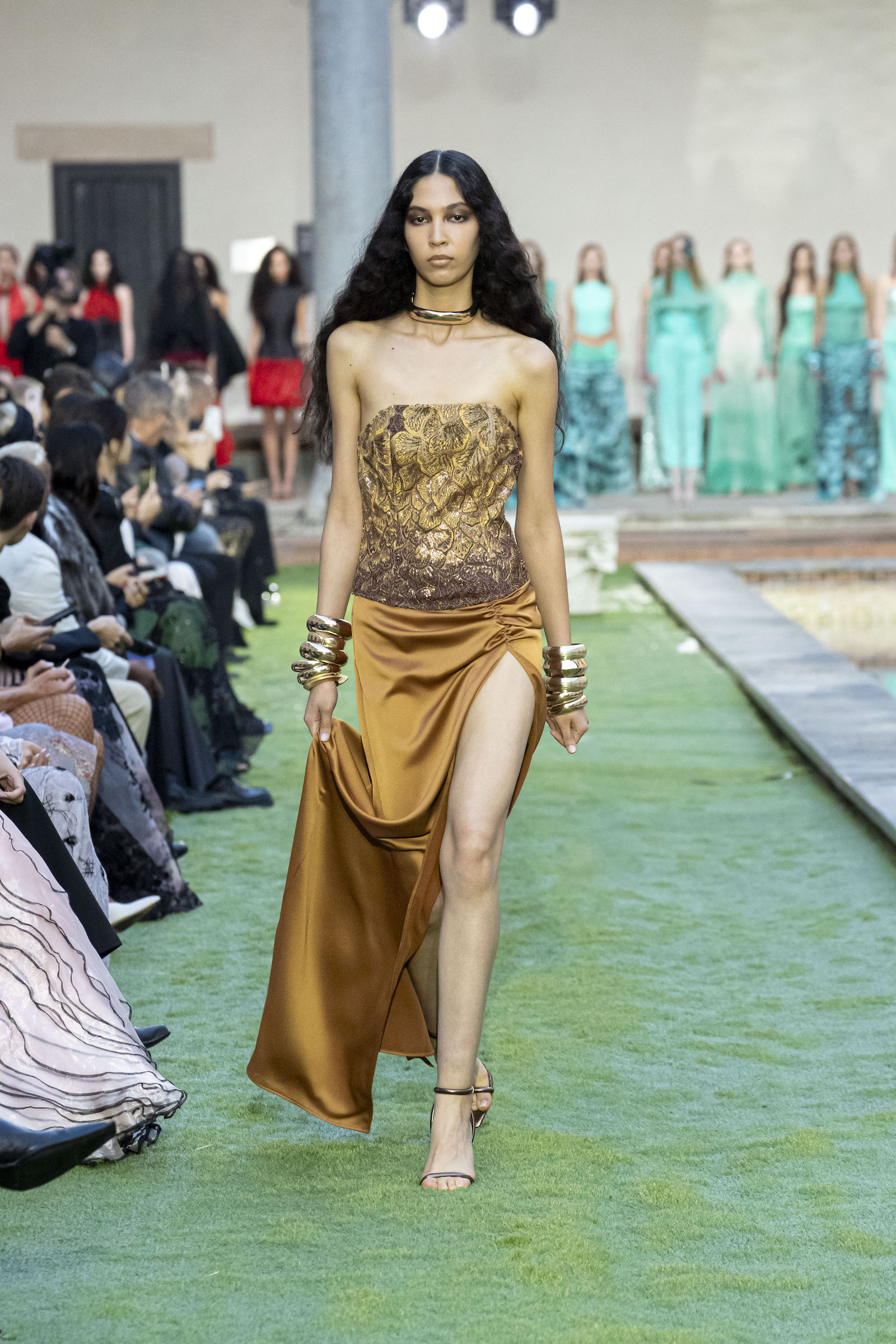 Maktub Runway