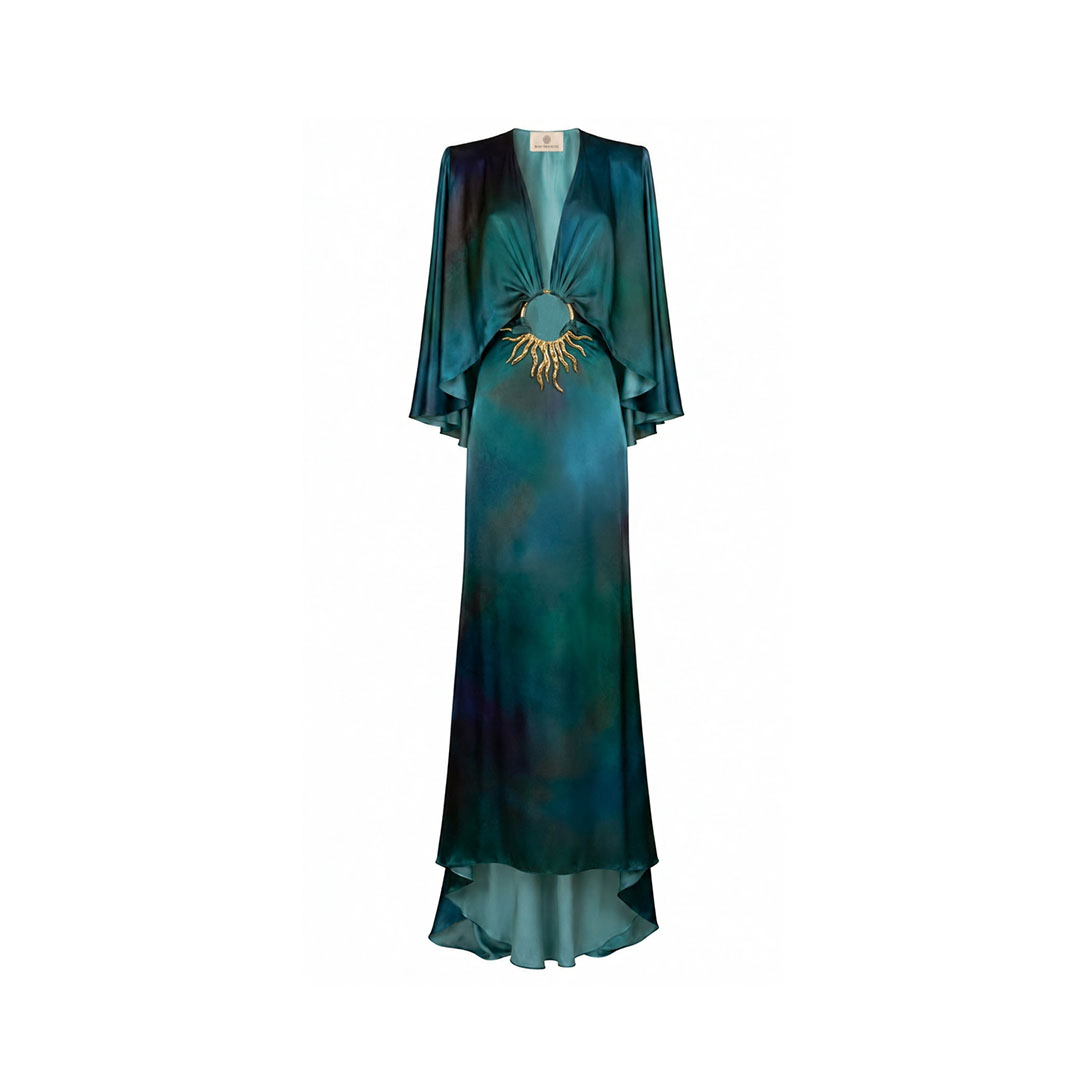 Long Dress with Sun Jewel and Defined Shoulder